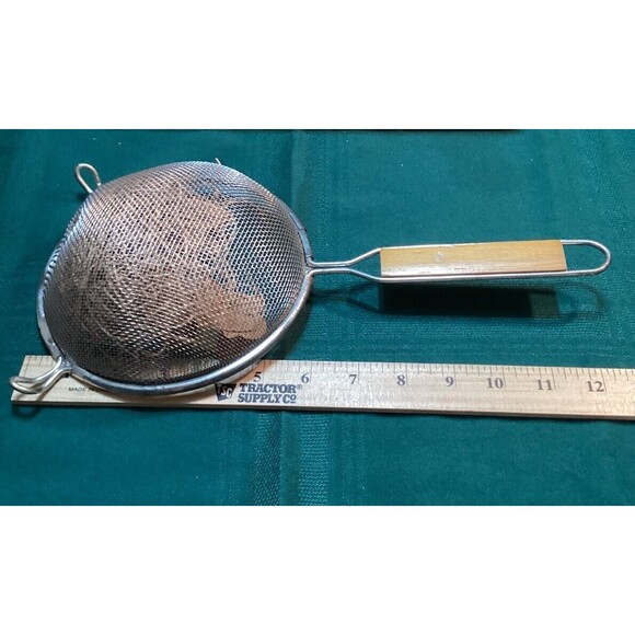 Handcrafted Vintage Strainer Wooden Hand Painted Hen On Nest Wall Decor Hanging - Picture 7 of 11